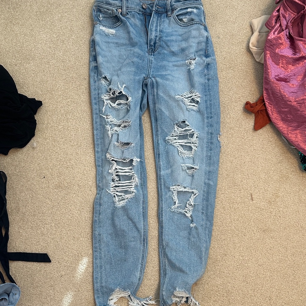 American Eagle Outfitters Light Blue Distressed Skinny Jeans